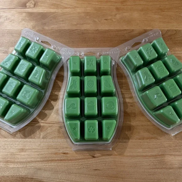 Scentsy Sea Salt and Avocado Wax Brick - Picture 2 of 2